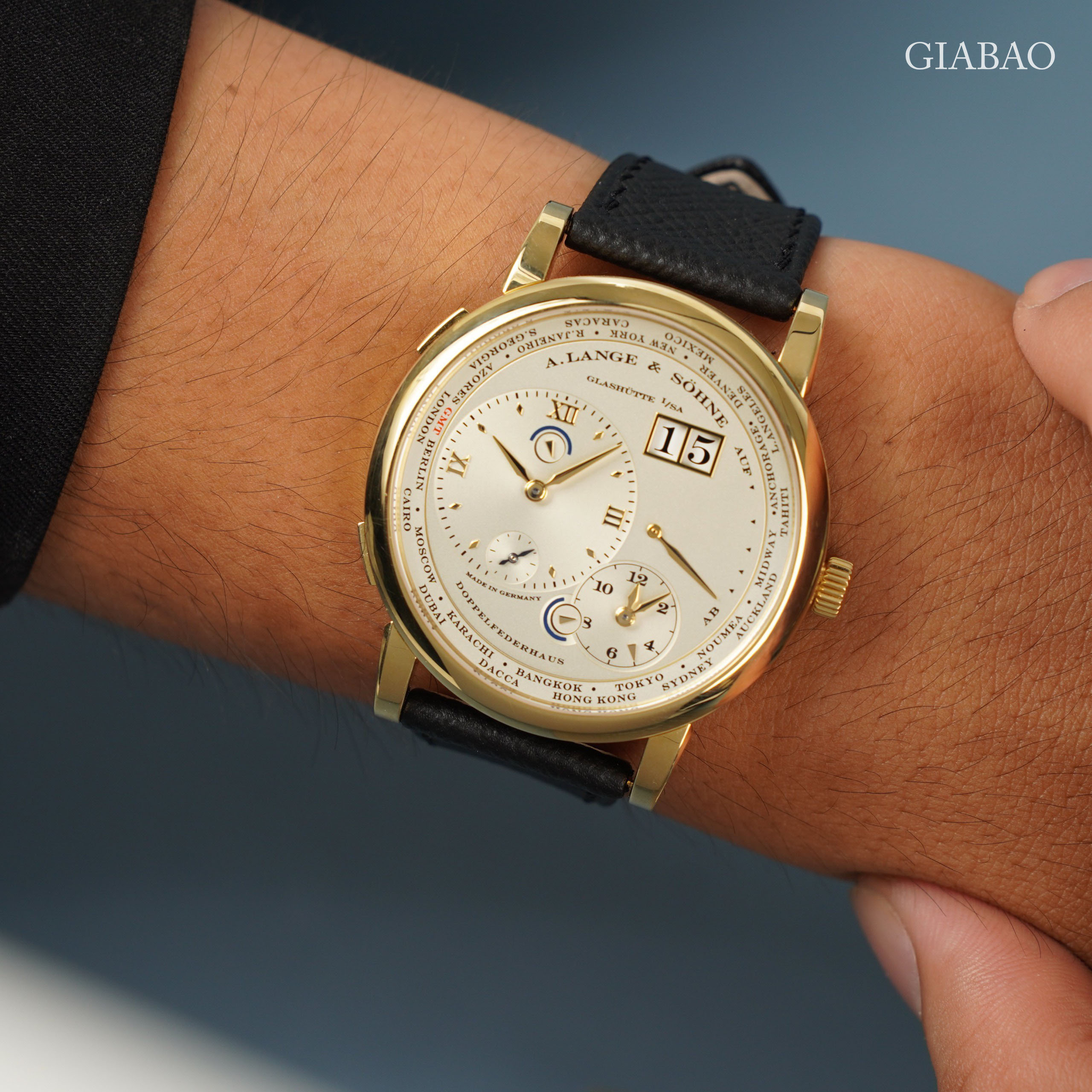 Lange 1 Time Zone 116.021 trên cổ tay