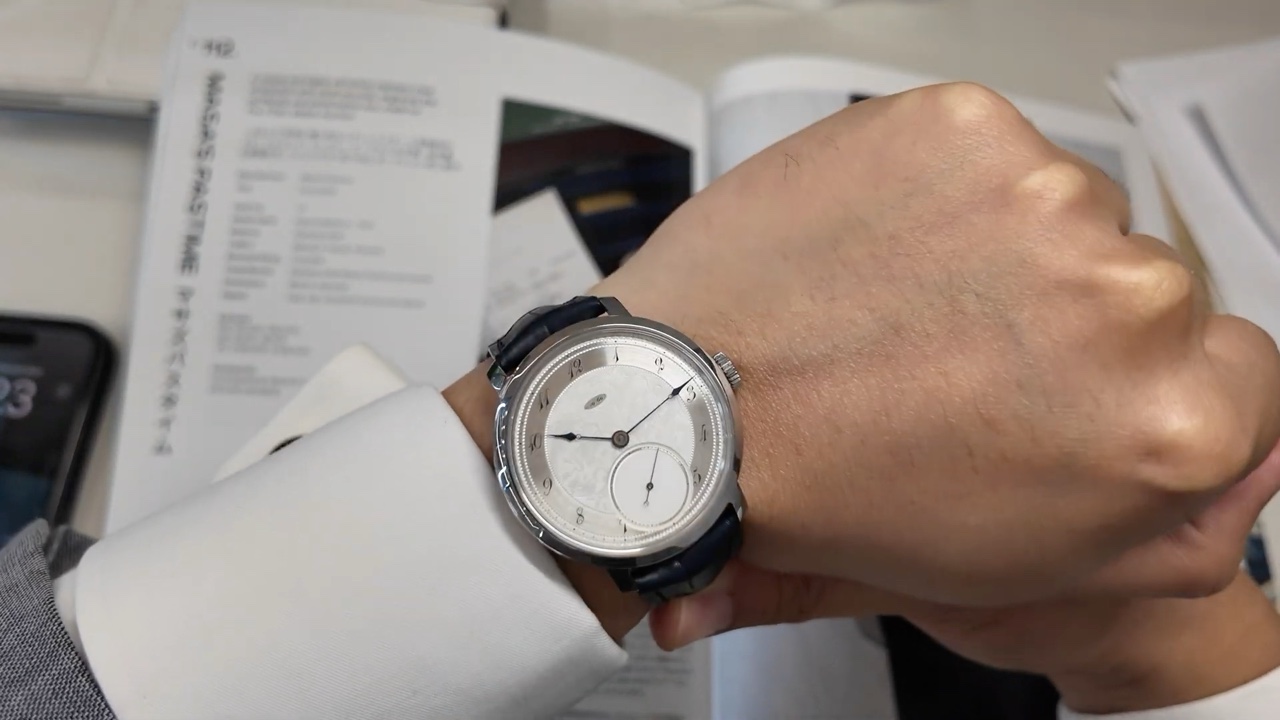 Masa’s Pastime Nayuta Model A TOKI 38,6 mm trên cổ tay