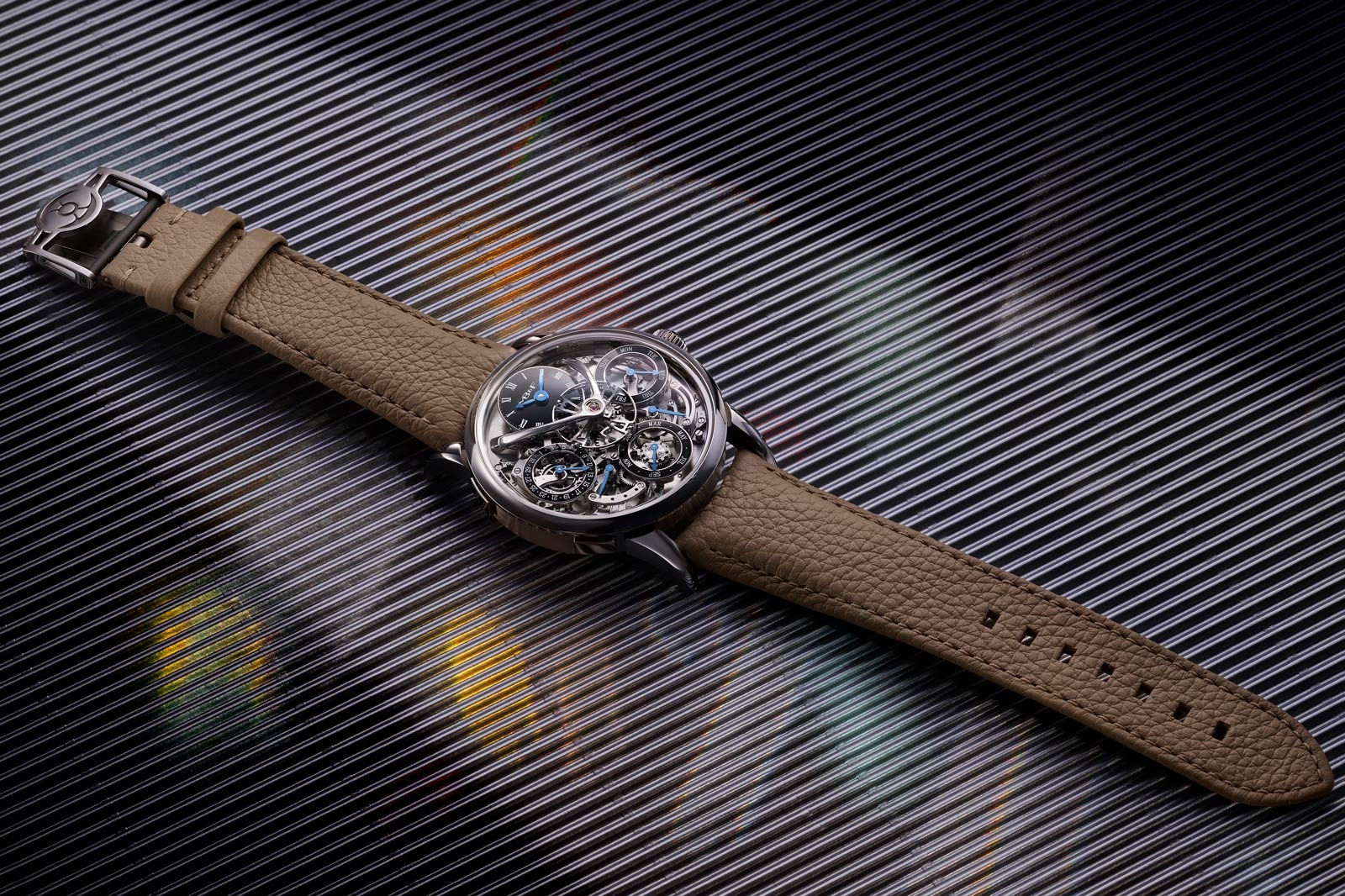 MB&F Legacy Machine Longhorn: hai cỗ máy kỷ niệm 20 năm — ảnh chi tiết 1