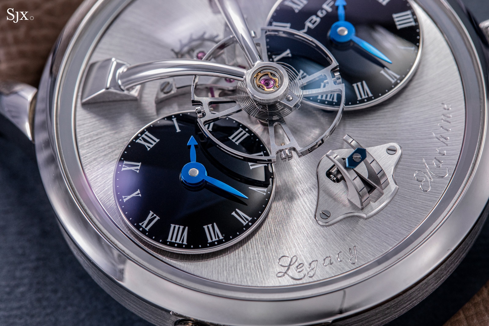 MB&F Legacy Machine Longhorn: hai cỗ máy kỷ niệm 20 năm — ảnh chi tiết 4