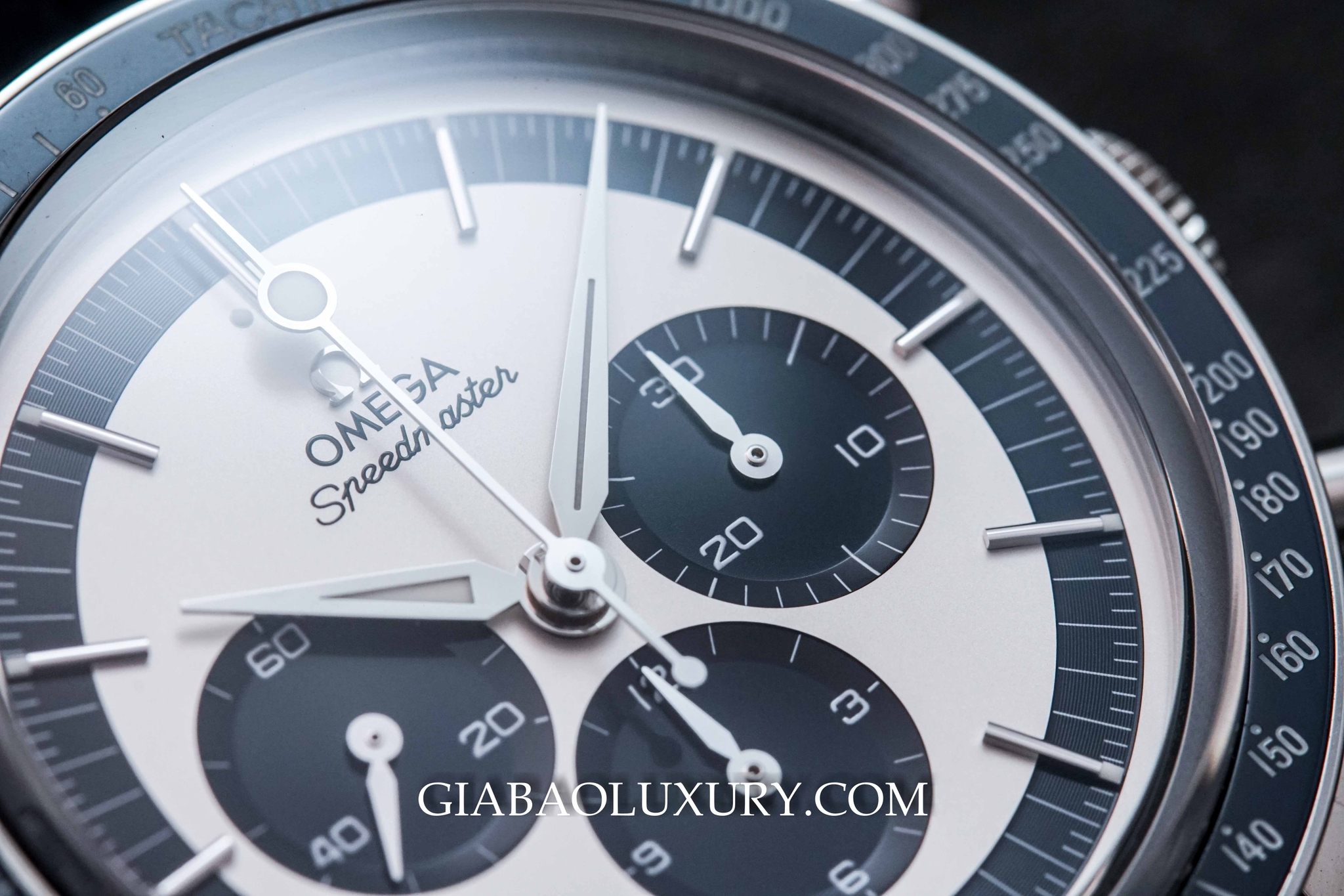 Kim lollipop Omega Speedmaster CK2998 2016