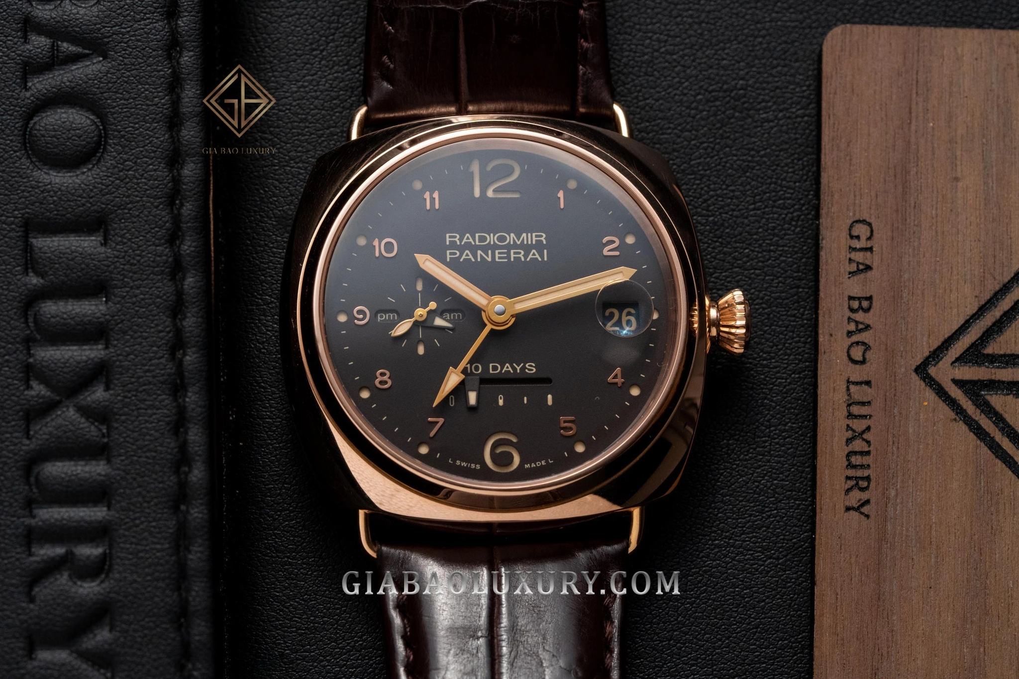 Panerai PAM00321 và PAM00497: Luminor hay Radiomir?: Panerai Radiomir PAM00497 bằng Oro Rosso