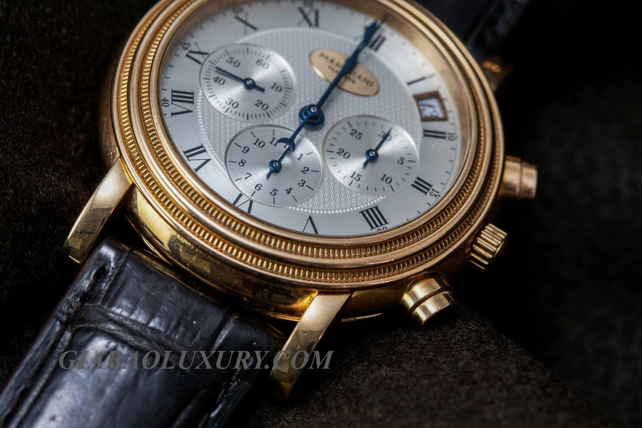 Parmigiani Fleurier Toric Chronograph: calibre 400Z và bezel khía — ảnh chi tiết 09