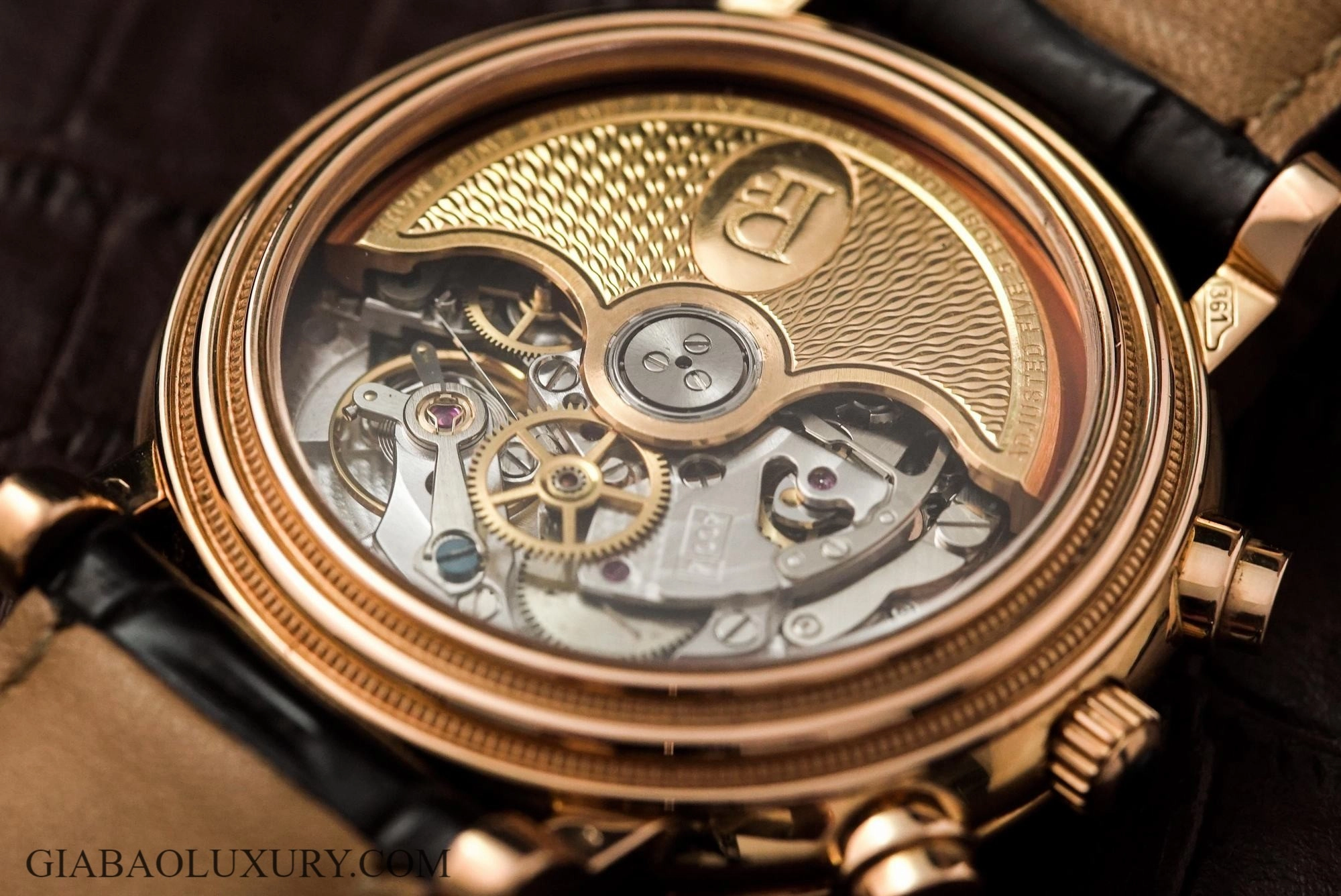 Parmigiani Fleurier Toric Chronograph: calibre 400Z và bezel khía — ảnh chi tiết 20