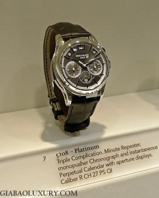 Patek Philippe Ref. 5208P triple complication tại triển lãm