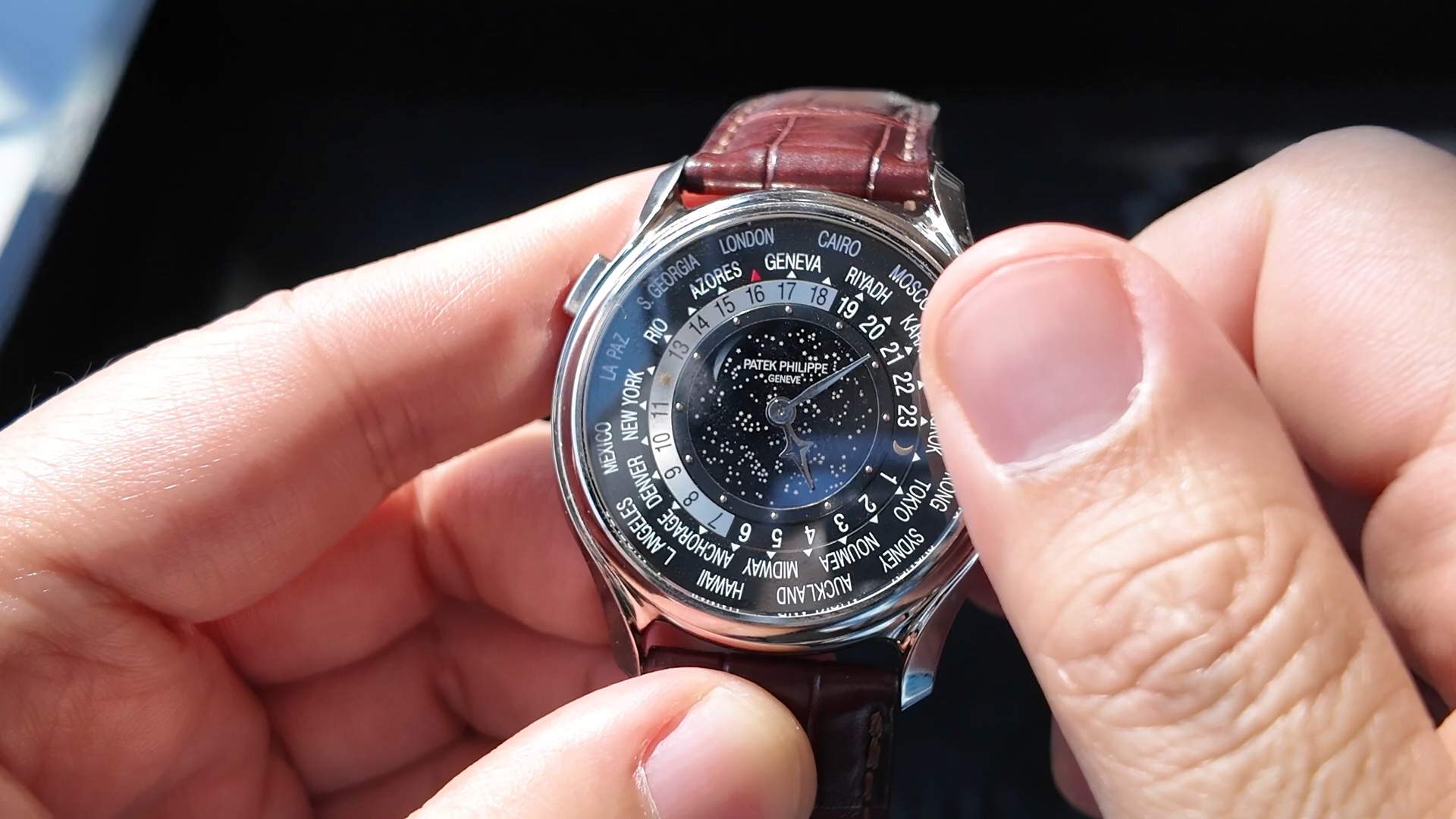 Lịch tuần trăng Patek Philippe 5575G