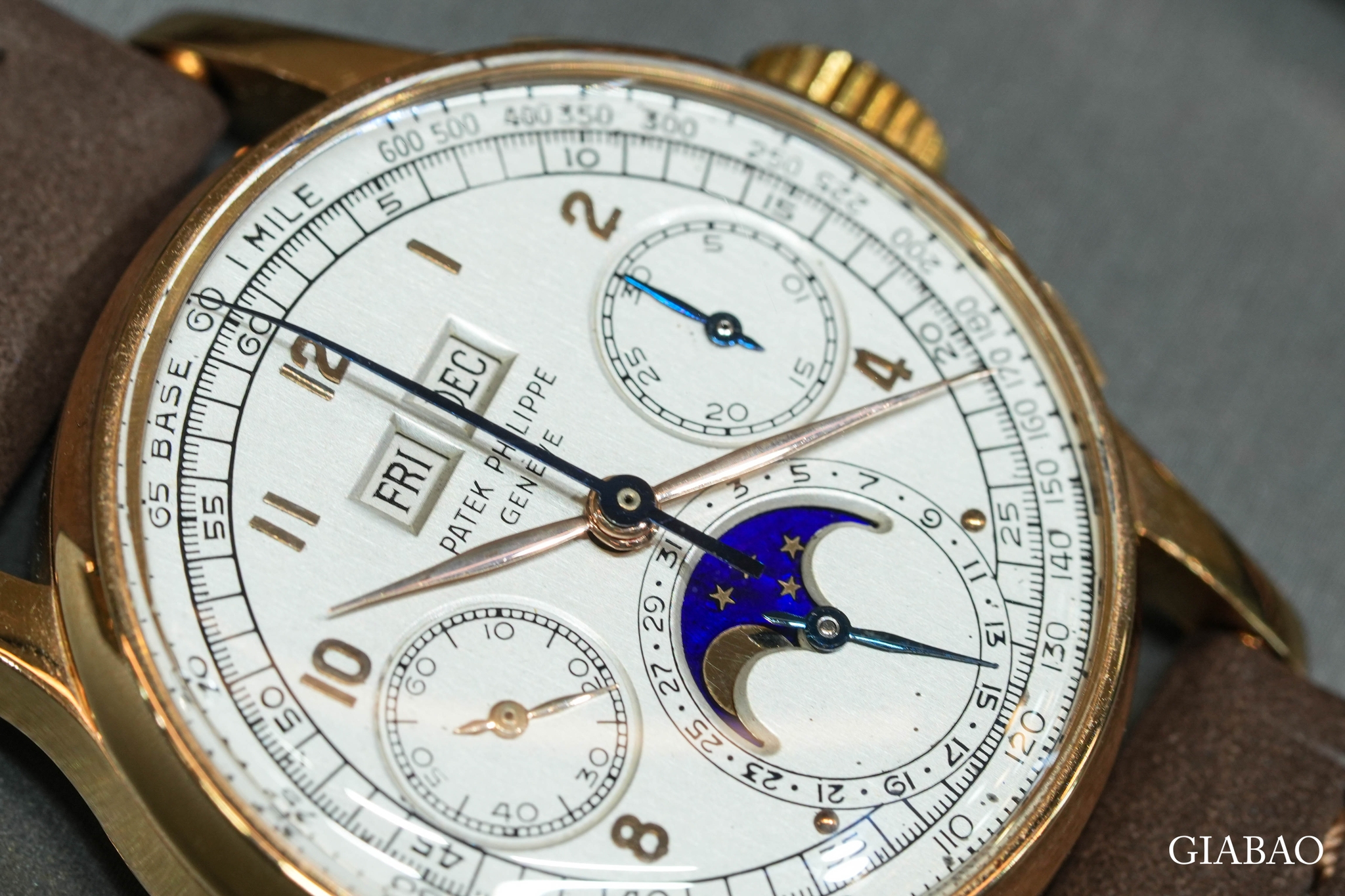 Patek Philippe 2499 Series 2: cách nhận diện và giá trị — ảnh chi tiết 4