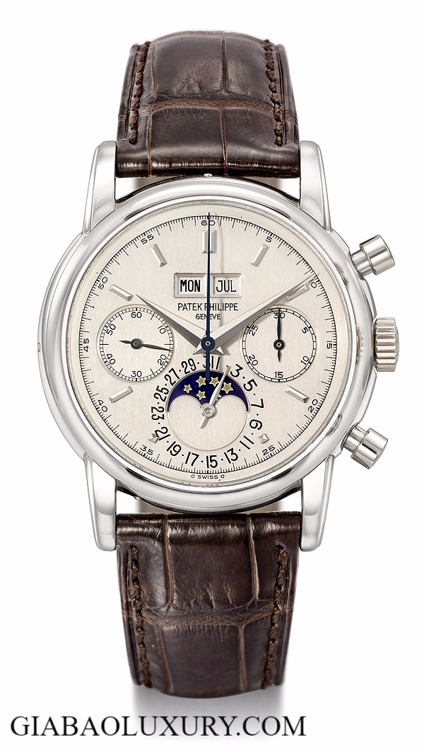 Mặt trước Patek Philippe Ref. 2499/100 bằng platinum