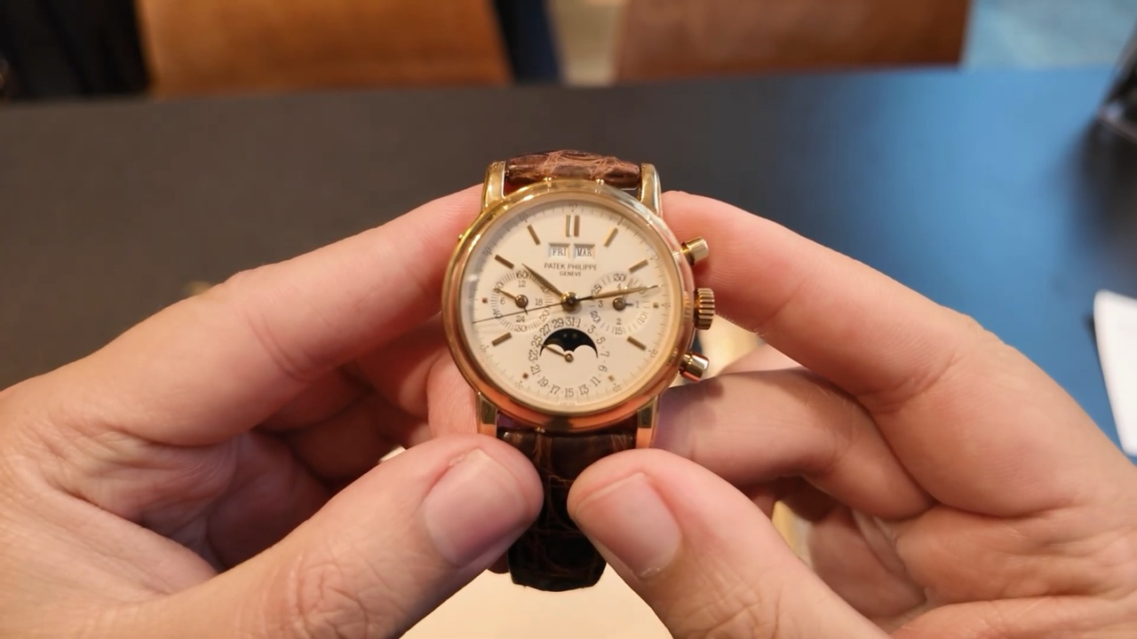 Mặt số Patek Philippe Ref. 3970 lịch vạn niên chronograph
