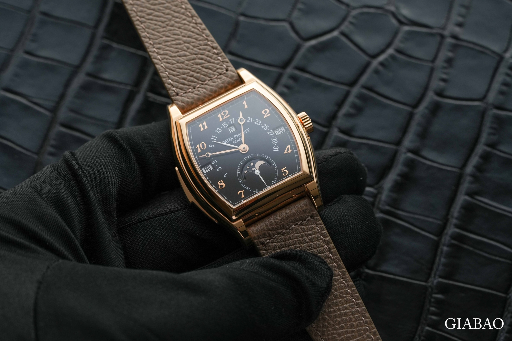 Mặt số Patek Philippe 5013R lịch vạn niên