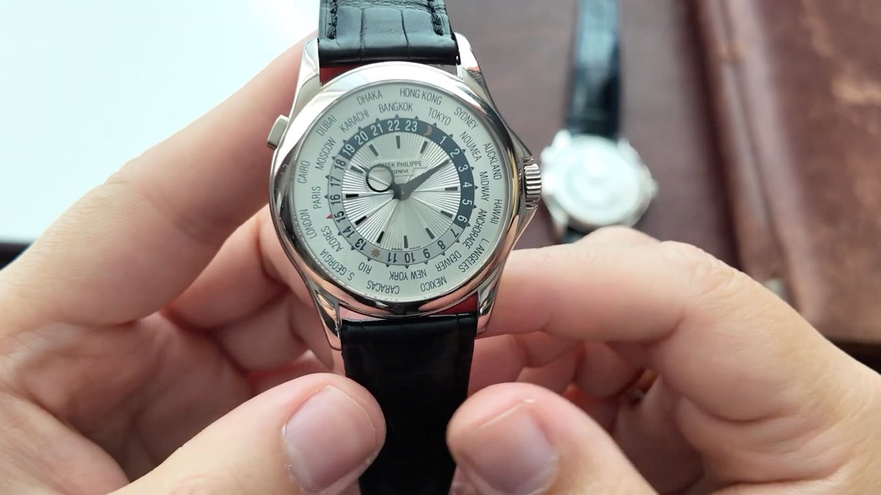 Vòng thành phố Patek Philippe 5130G