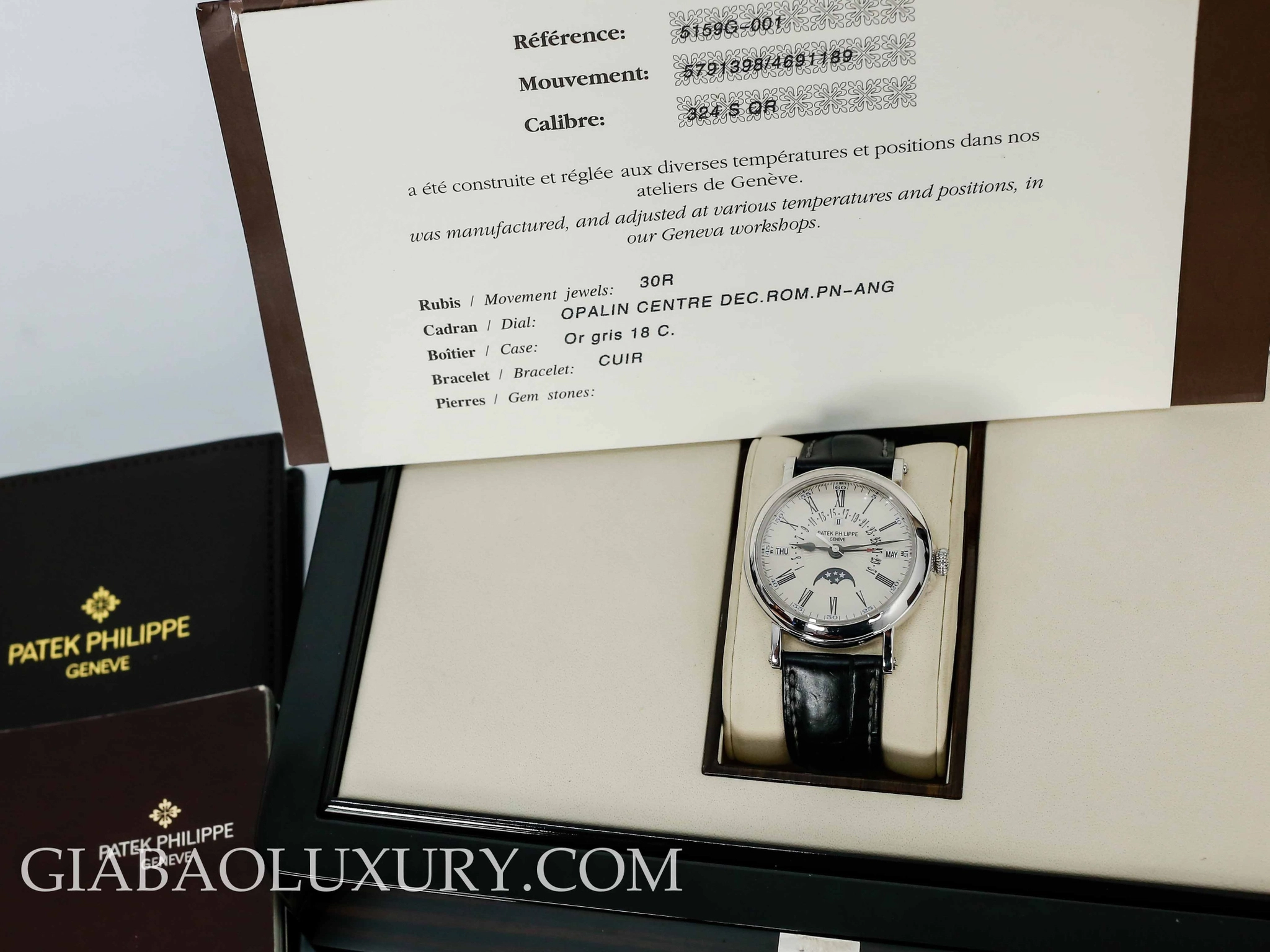 Patek Philippe 5159G-001: lịch vạn niên retrograde kiểu Officer — ảnh chi tiết 20