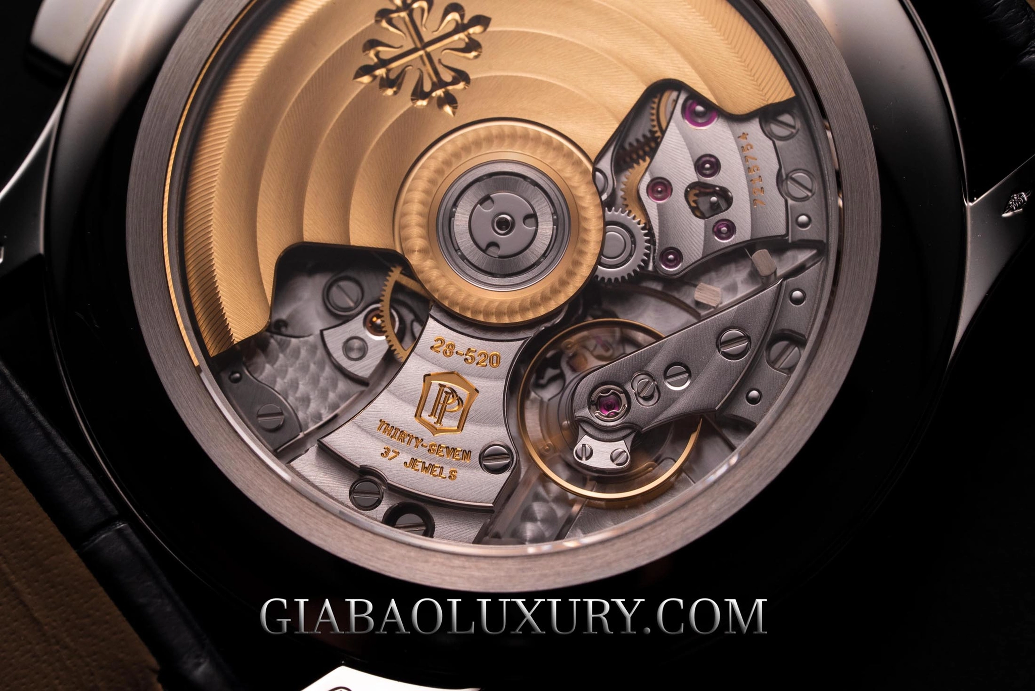 Patek Philippe 5905P-001: lịch thường niên và flyback chronograph — ảnh chi tiết 22