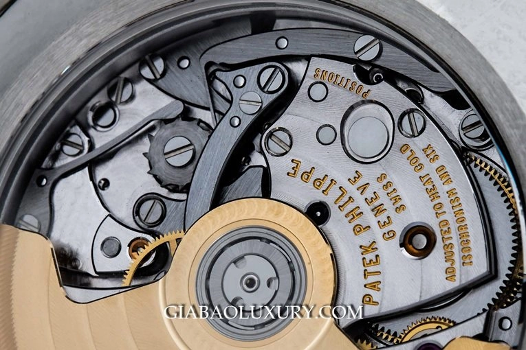 Patek Philippe 5905P-001: lịch thường niên và flyback chronograph — ảnh chi tiết 25