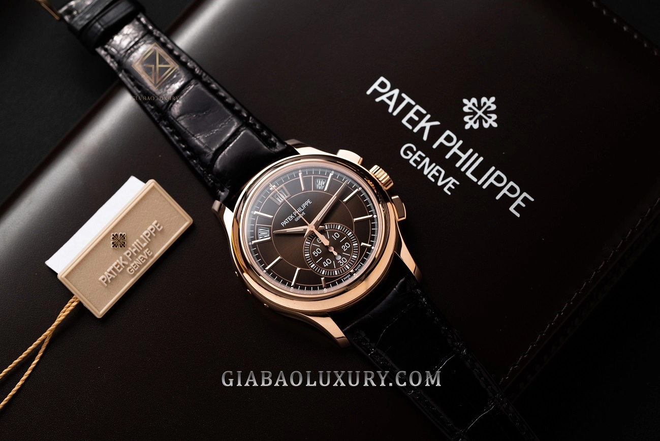 Patek Philippe 5905R và Rolex Daytona 116515LN: Patek Philippe 5905R với mặt số nâu và dây da