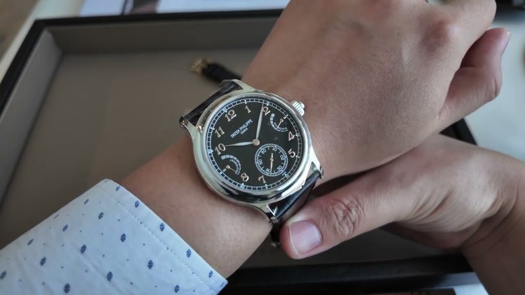 Mặt số Patek Philippe 6301P trên cổ tay