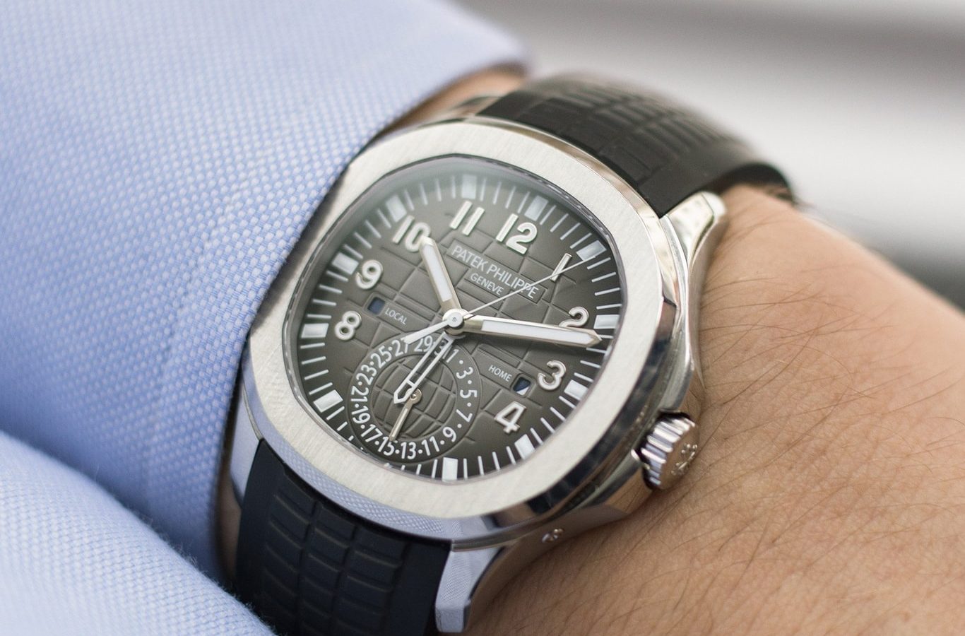 Patek Philippe Aquanaut Travel Time 5164A: chi tiết