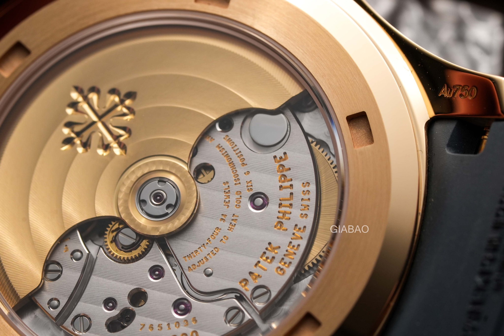 Cầu máy và rotor Patek Philippe calibre 26-330