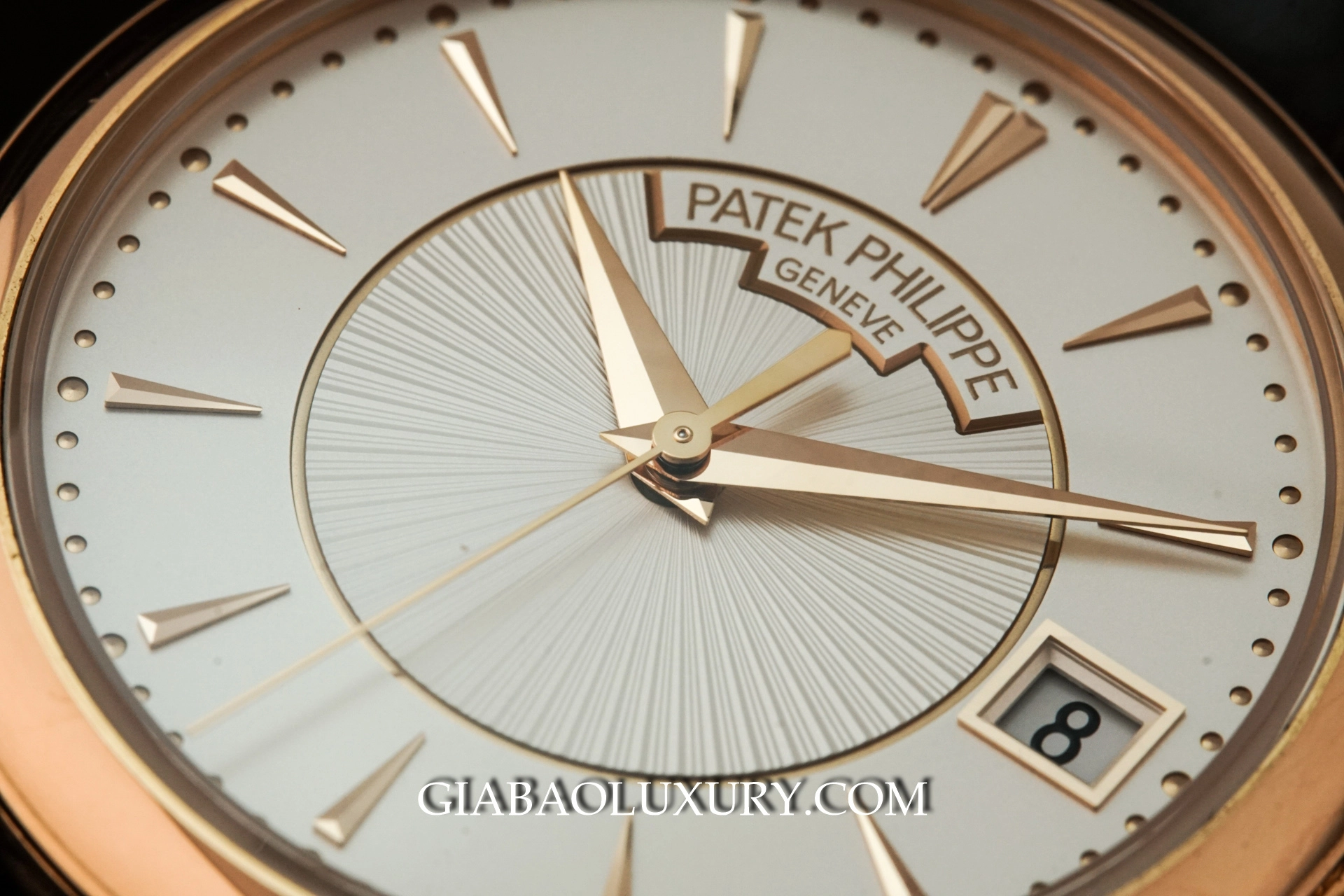 Patek Philippe Calatrava 5153R-001: vỏ Officer và calibre 324 S C — ảnh chi tiết 18