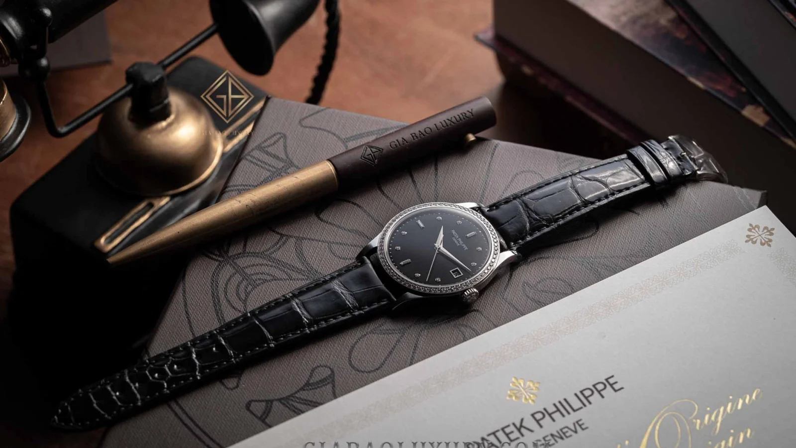 Patek Philippe Calatrava 5297G-001