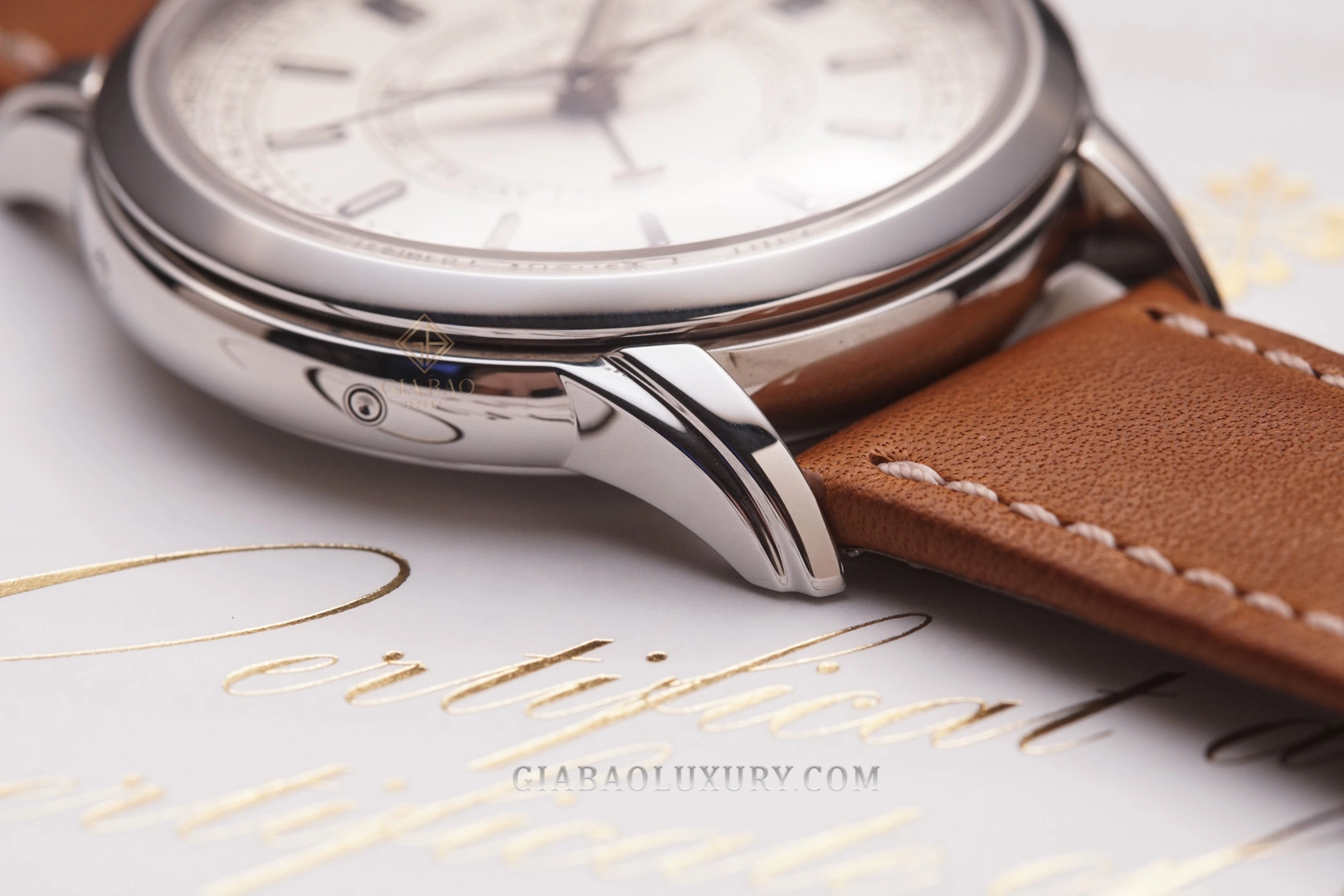 Patek Philippe Calatrava Weekly Calendar 5212A: bộ máy tự động 26-330 S C J SE