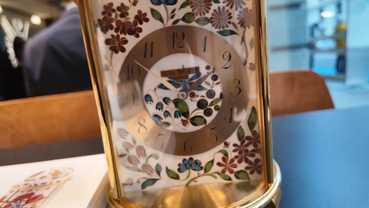 Mặt số cloisonné Patek Philippe 1660M