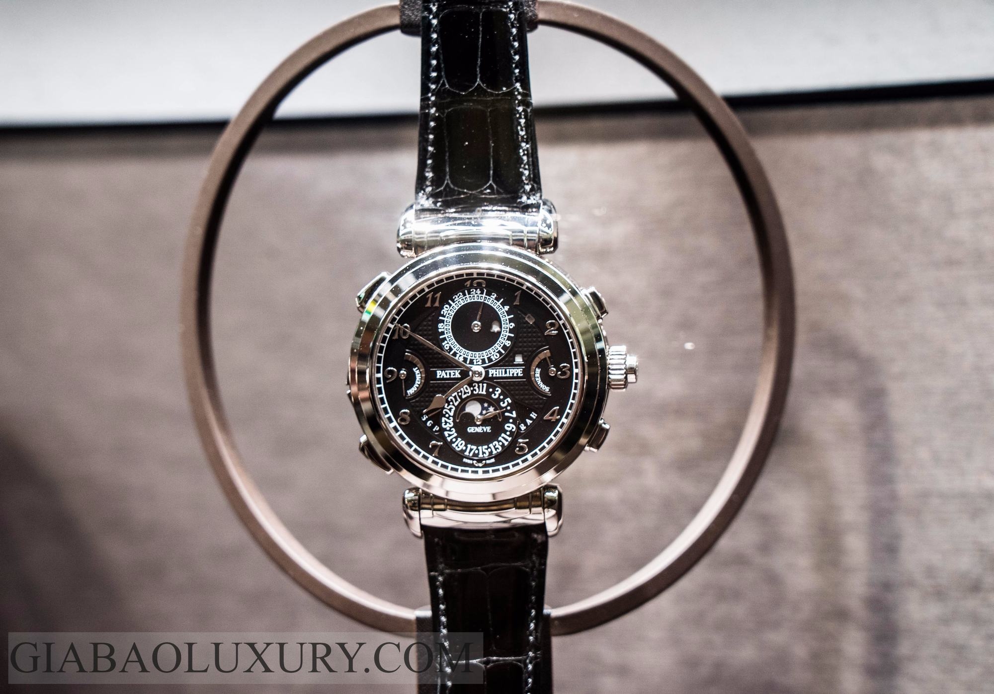 Patek Philippe Grandmaster Chime 6300G — ảnh chi tiết 2