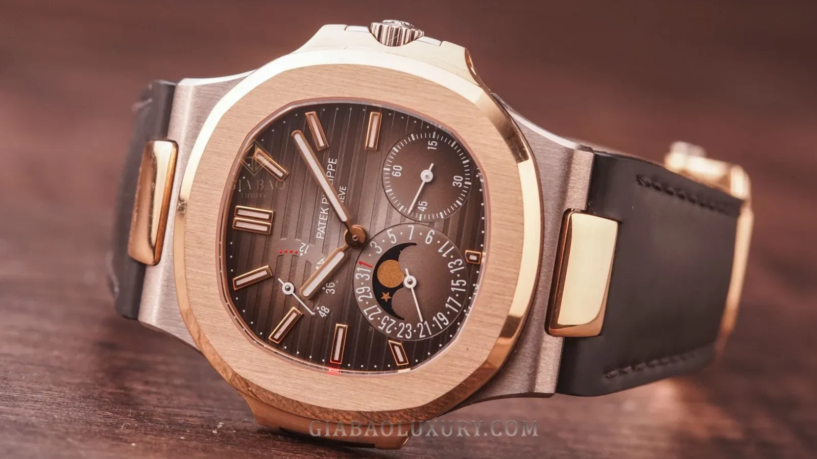 Patek Philippe Nautilus 5712GR-001: hướng dẫn sưu tầm