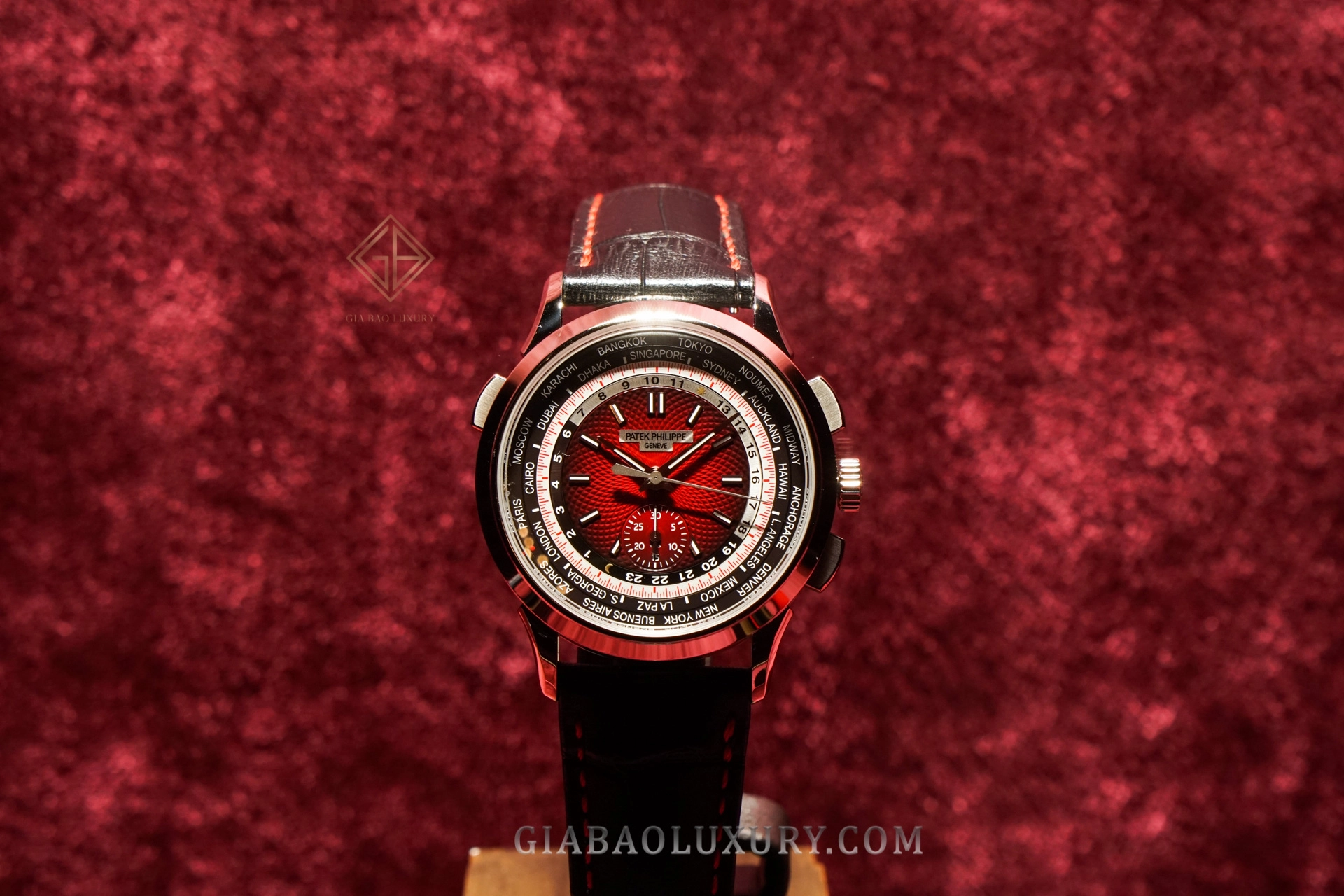 Sáu mẫu Patek Philippe Singapore 2019 và Ref. 5303R: các cấu hình mặt số mang điểm nhấn đỏ của bộ Singapore 2019