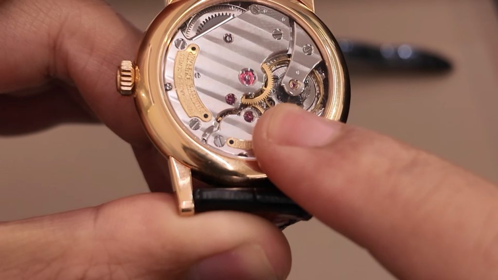 Cận cảnh hoàn thiện bộ máy Philippe Dufour Simplicity