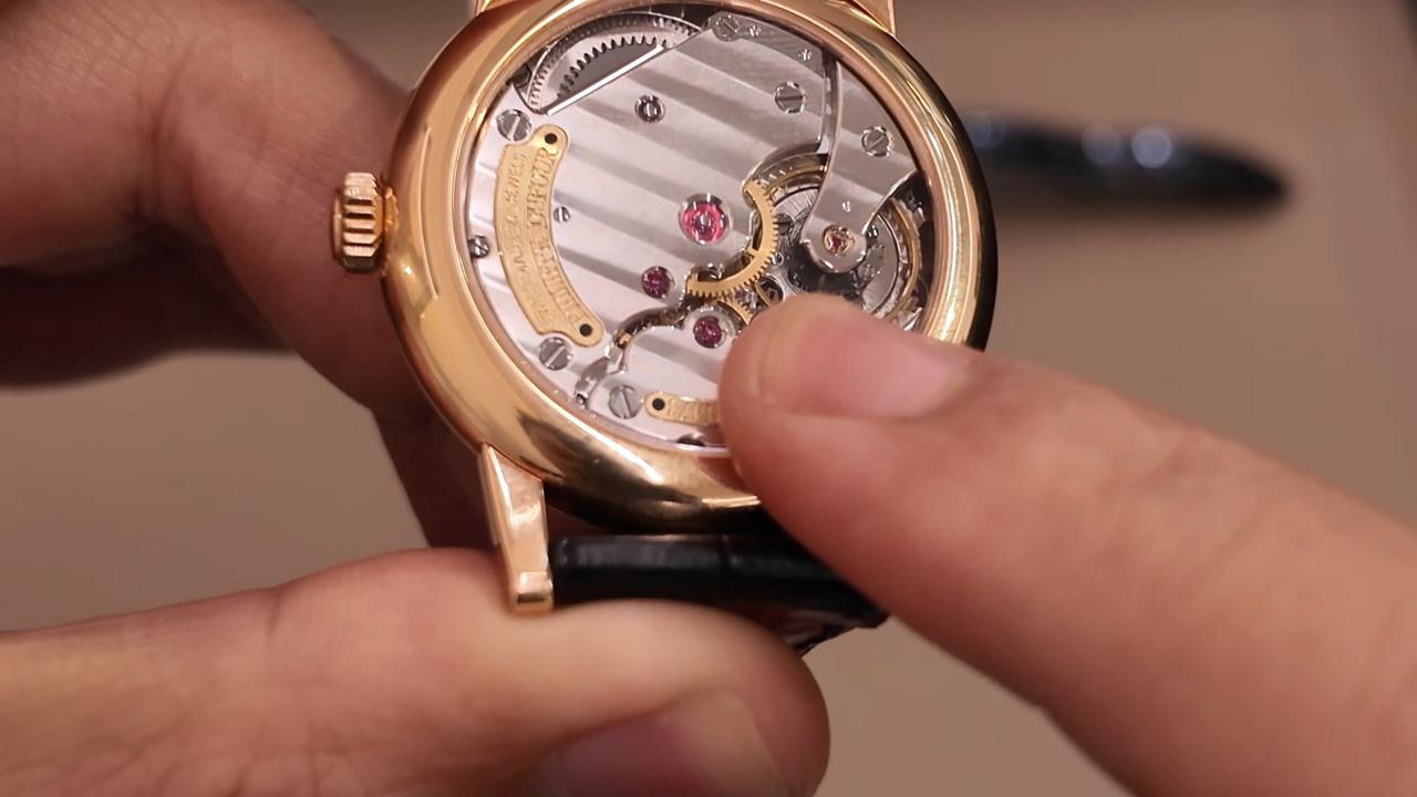 Cận cảnh hoàn thiện bộ máy Philippe Dufour Simplicity