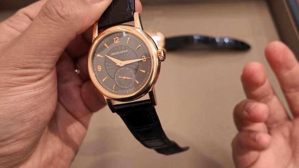 Mặt số guilloché xám của Philippe Dufour Simplicity No. 173