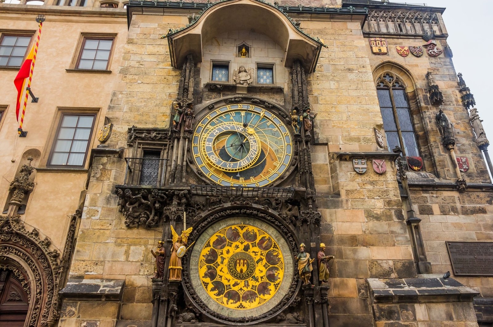 Chi tiết vòng số và kim trên Orloj Praha