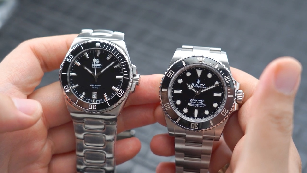 Submariner 124060 và Seven Seas S đặt cạnh nhau nhìn chính diện