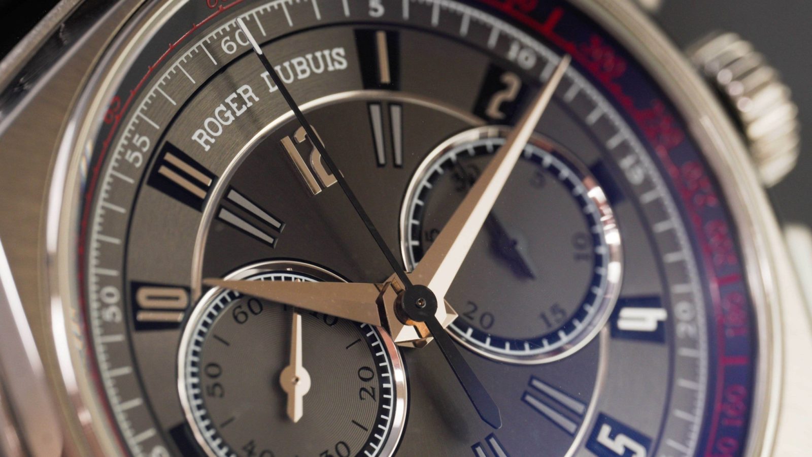 Roger Dubuis La Monégasque: chronograph và Poinçon de Genève