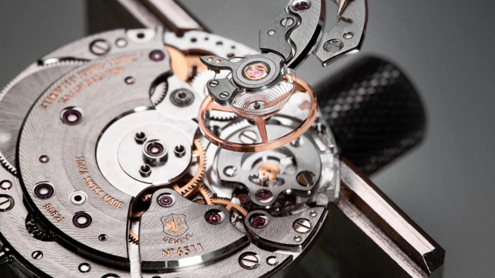 Roger Dubuis và Poinçon de Genève