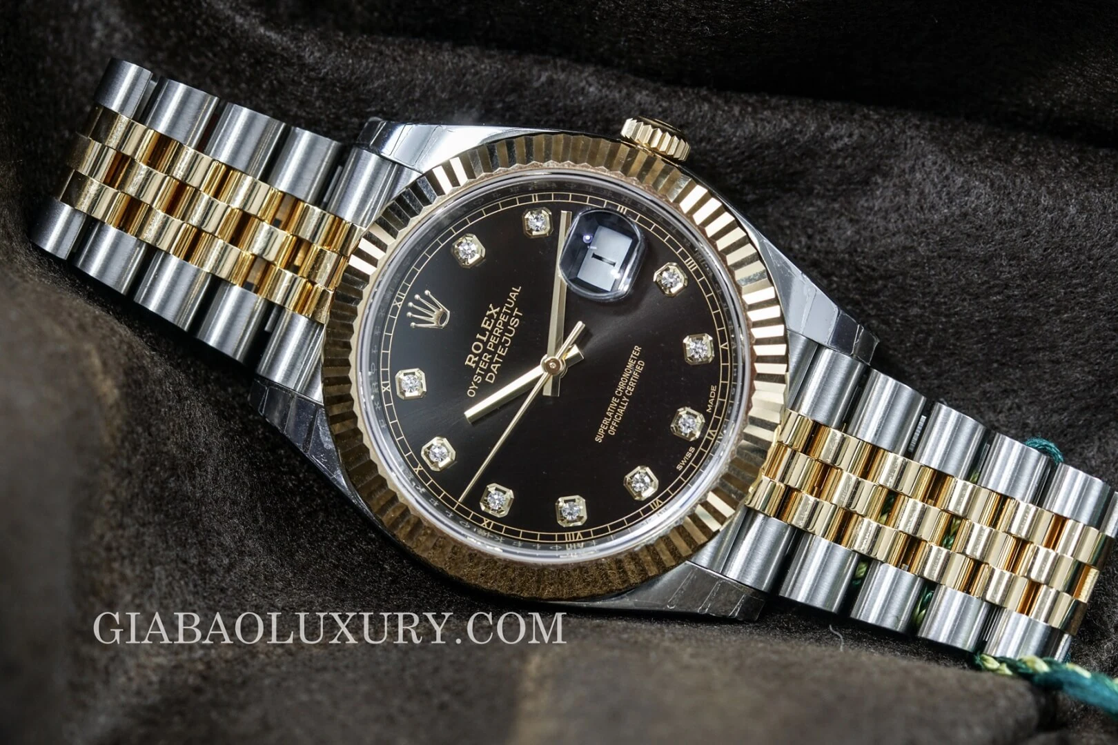 Rolex Datejust 41 126333 mặt đen cọc kim cương — ảnh chi tiết 01