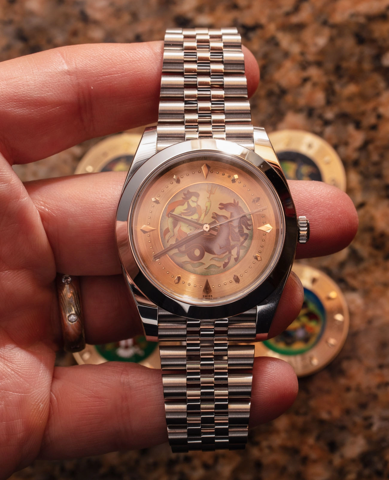 Mặt số men tùy biến cho Rolex Datejust 41: Chi tiết bề mặt men sau nhiều chu kỳ nung