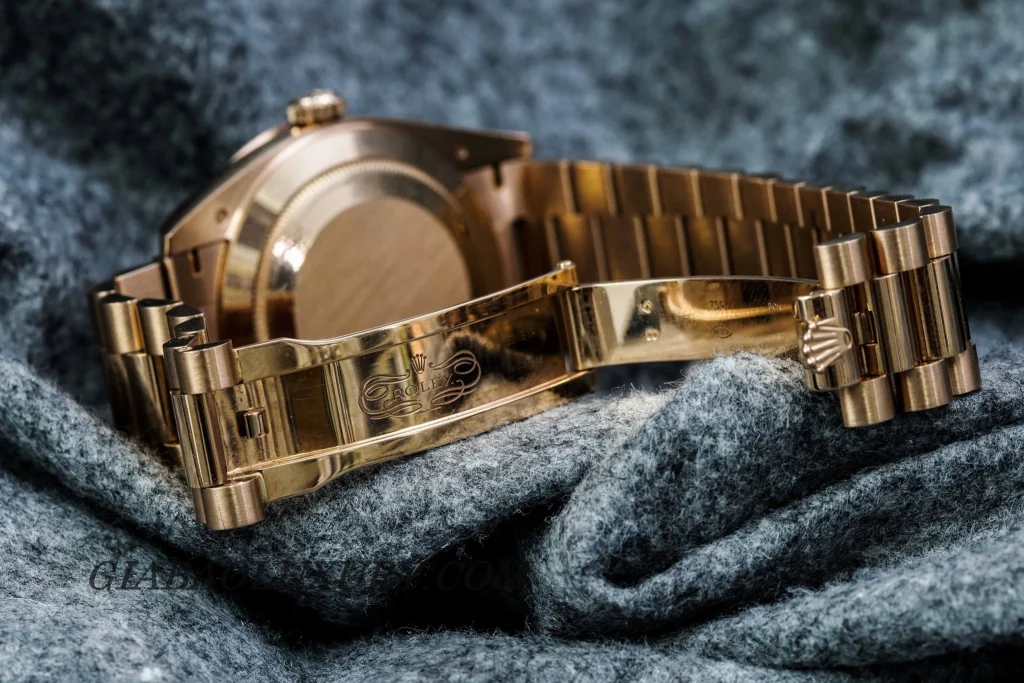 Rolex Day-Date 40 228235 mặt chocolate: Everose và calibre 3255 — ảnh chi tiết 09