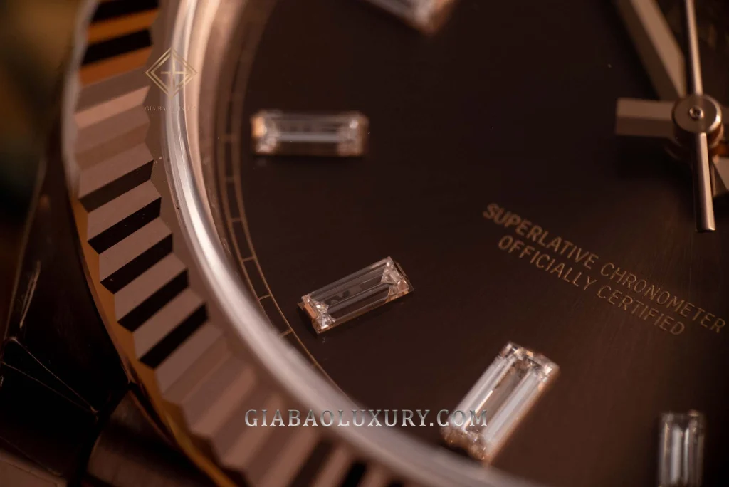 Rolex Day-Date 40 228235 mặt chocolate: Everose và calibre 3255 — ảnh chi tiết 14