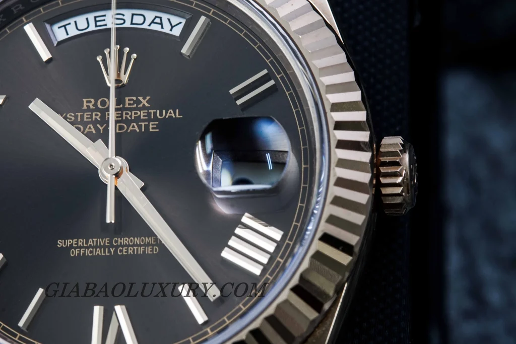 Rolex Day-Date 40 228235 mặt chocolate: Everose và calibre 3255 — ảnh chi tiết 20