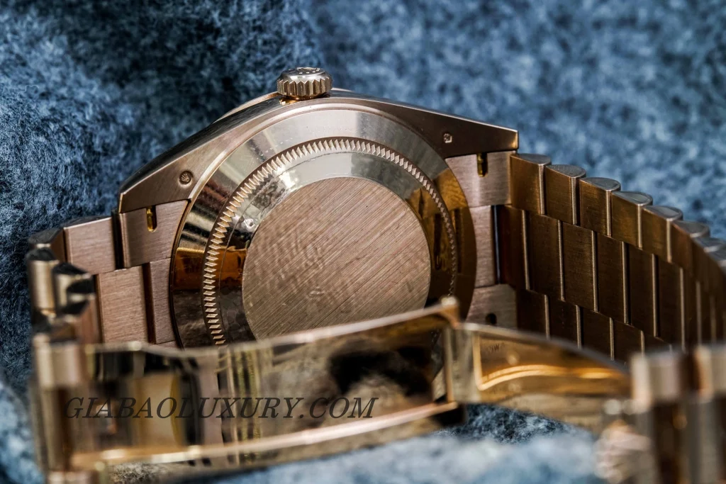 Rolex Day-Date 40 228235 mặt chocolate: Everose và calibre 3255 — ảnh chi tiết 27