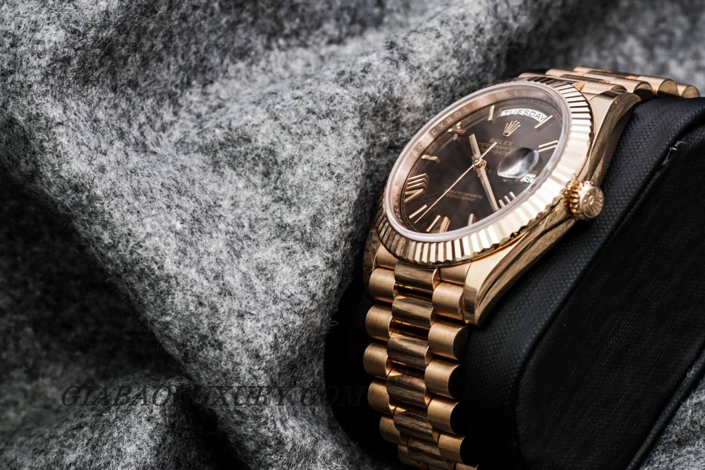 Rolex Day-Date 40 228235 mặt chocolate: Everose và calibre 3255 — ảnh chi tiết 29