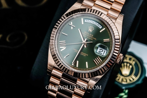 Rolex Day-Date 40 228235 mặt olive: dấu mốc 60 năm