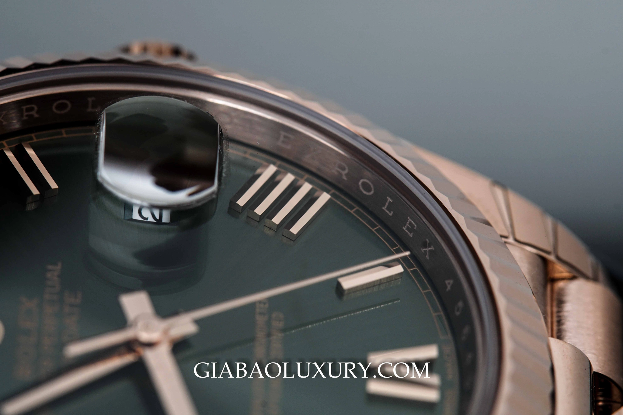 Rolex Day-Date 40 228235 mặt olive: dấu mốc 60 năm — ảnh chi tiết 08