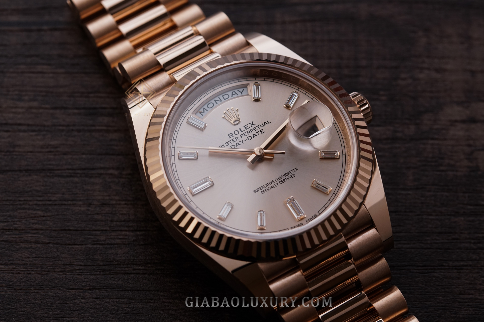 Rolex Day-Date 40 Ref. 228235 Sundust đính kim cương — ảnh chi tiết 3