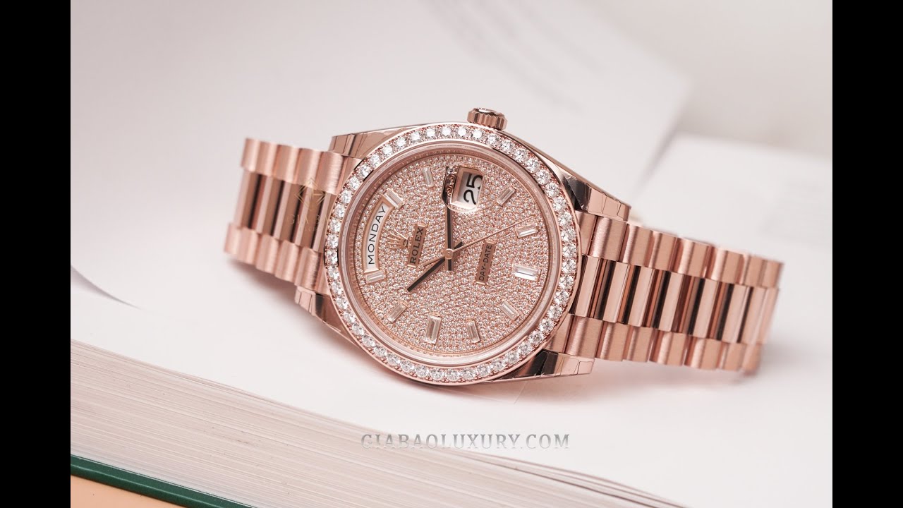 Rolex Day-Date 40 Ref. 228345RBR mặt số pavé kim cương