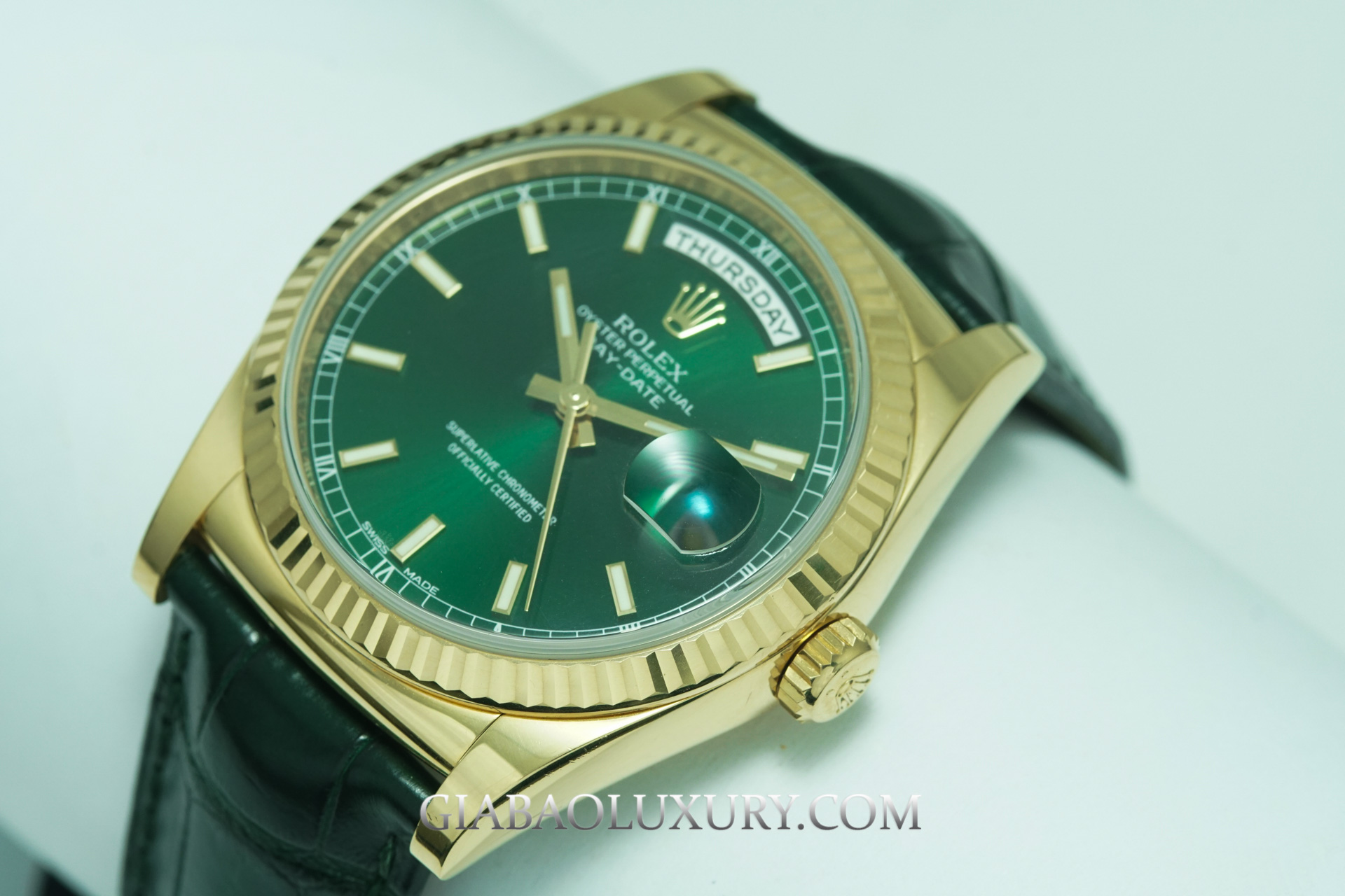 Mặt số xanh lá của Rolex Day-Date 118138