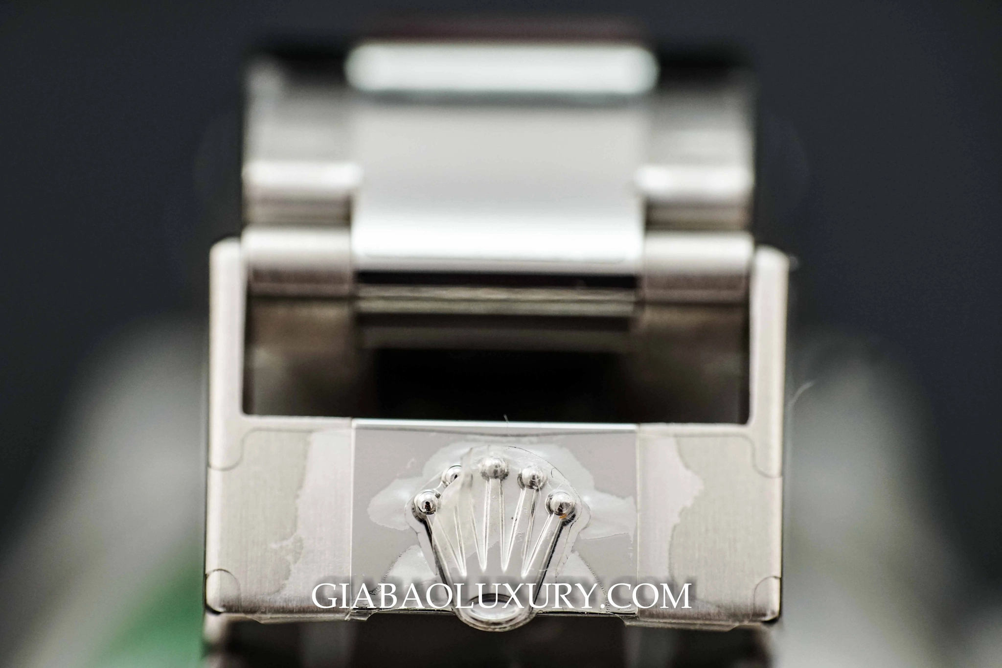 Rolex Daytona 116500LN: bezel Cerachrom và calibre 4130 — ảnh chi tiết 11