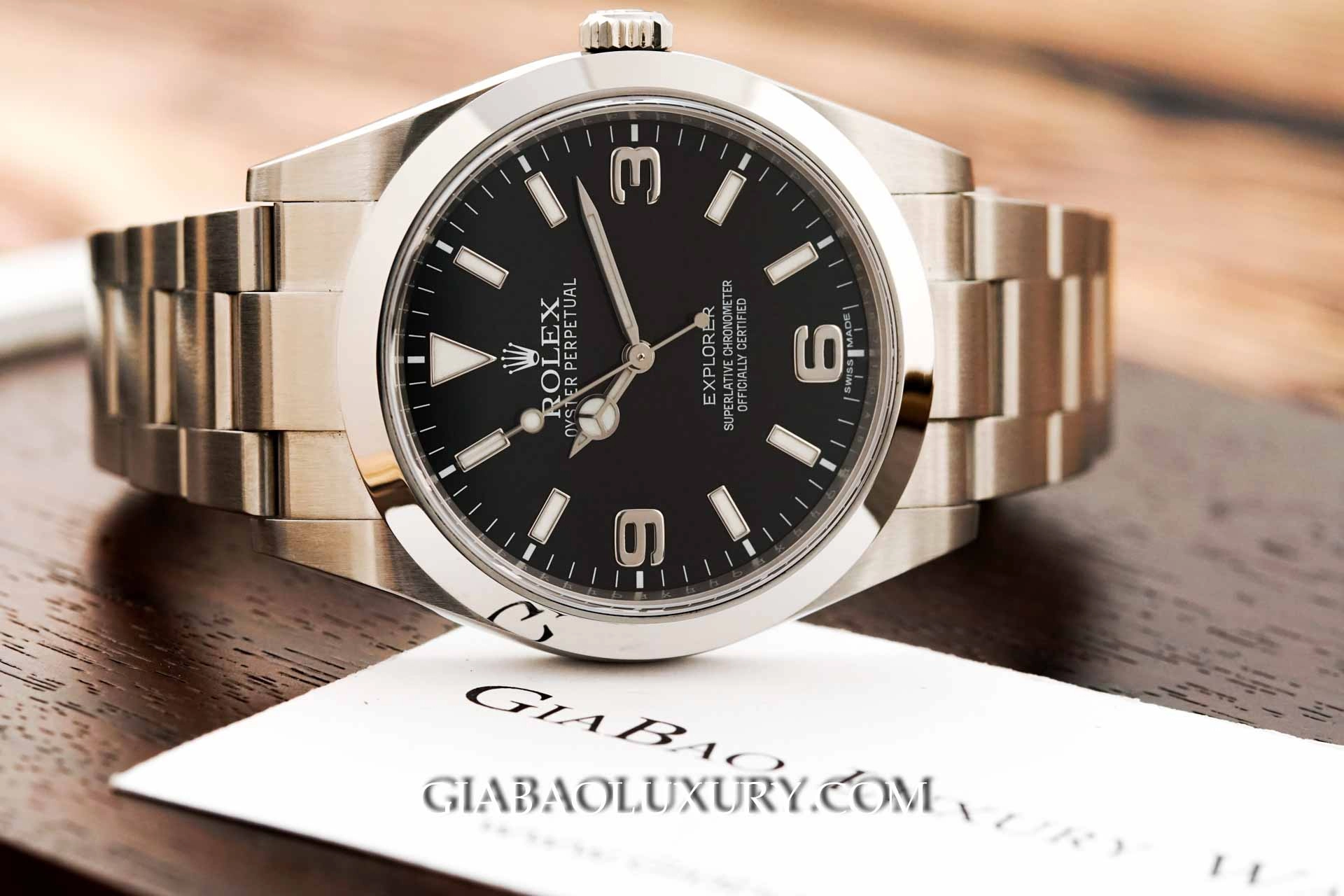 Rolex Explorer 214270: phân biệt mặt số Mark I và Mark II — ảnh chi tiết 02